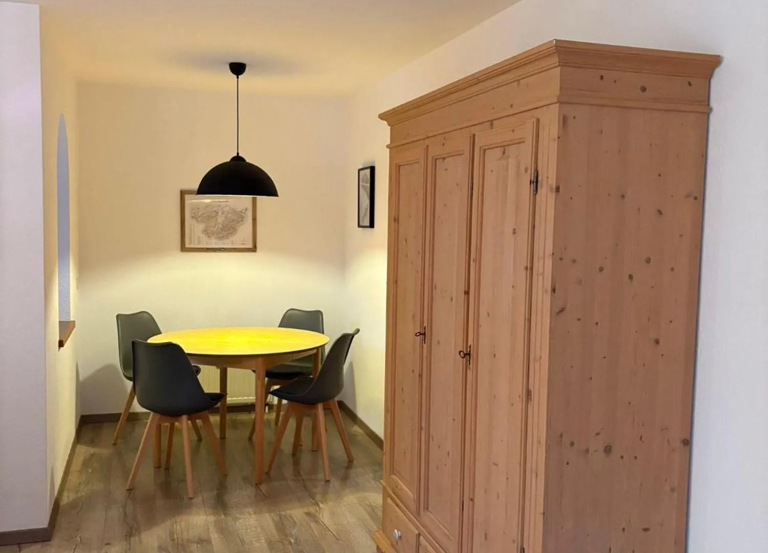 公寓 Ferienwohnung Eulennest 博尔斯特尔朗